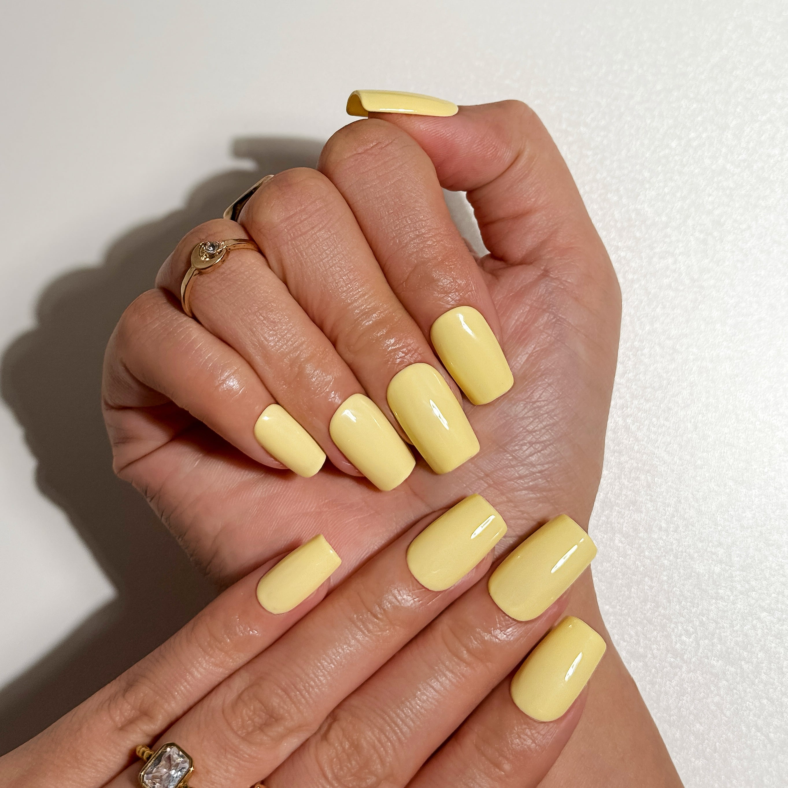 Buttercream Glow Pastel Yellow Glossy Press on Nails